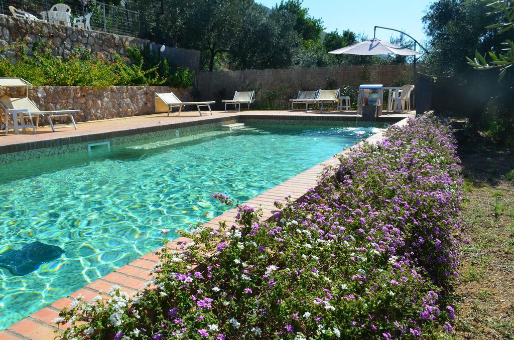Villa Residenza La Mannara Itri Habitación foto